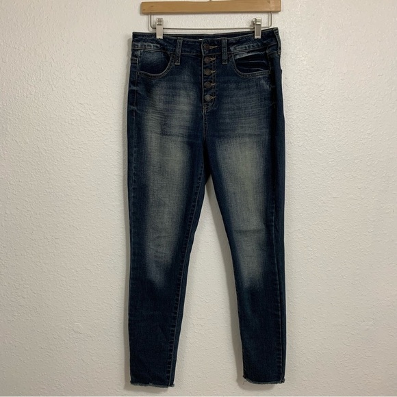 SO Dark Wash Ultimate High Rise Ankle Button Fly Jegging Size 9 - Picture 1 of 10